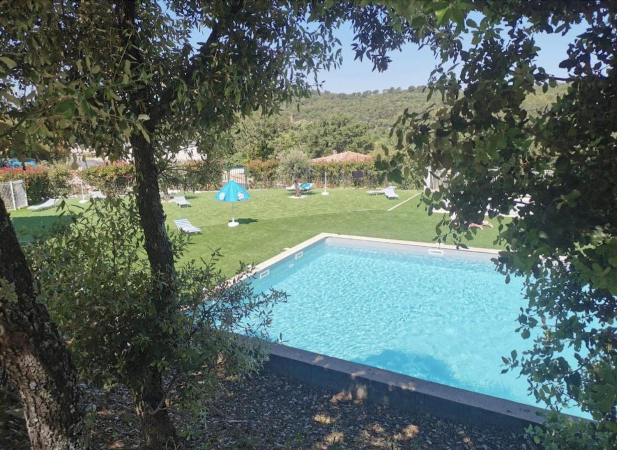 Joli Avec Grande Terrasse Et Accès Piscine * Rocbaron